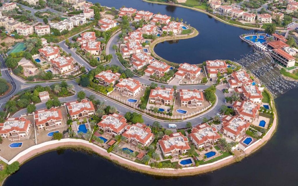Pros-and-Cons-of-living-in-Jumeirah-Islands-B-22-08-1024x640 - Dubai Property Snagging ®