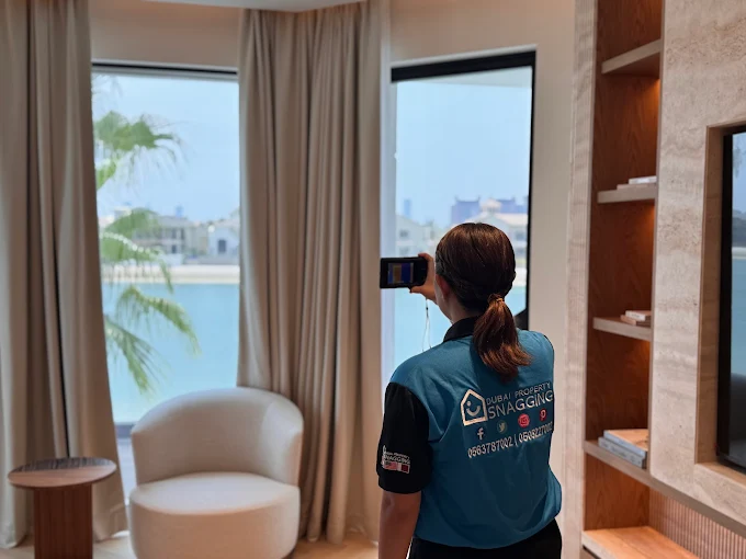 Thermal imaging inspection revealing a hidden water leak in a Dubai apartment wall during a move-out inspection